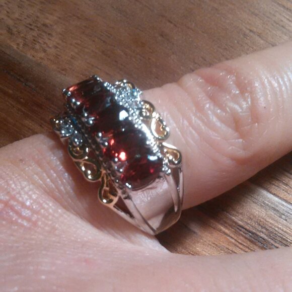 Mozambique Garnet and White Zircon Brass Ring (Size 5) - Picture 9 of 12